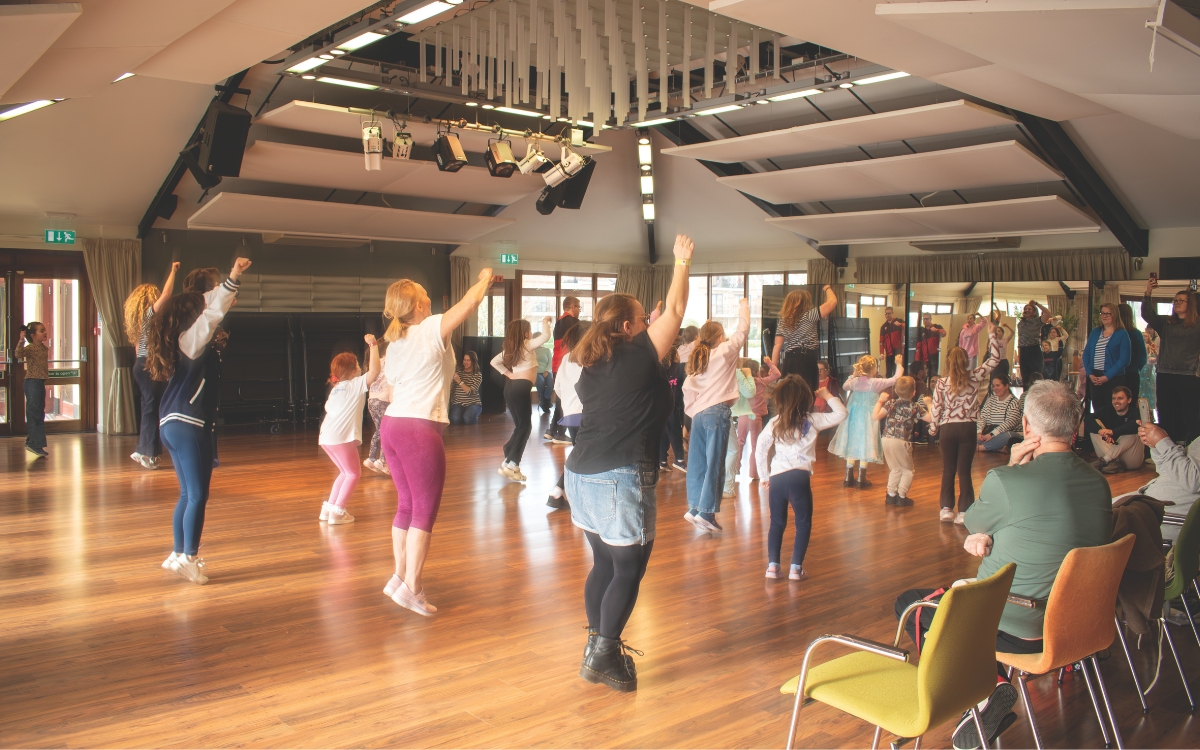 KPop Dance Lab at Potters Resorts Hopton-on-Sea