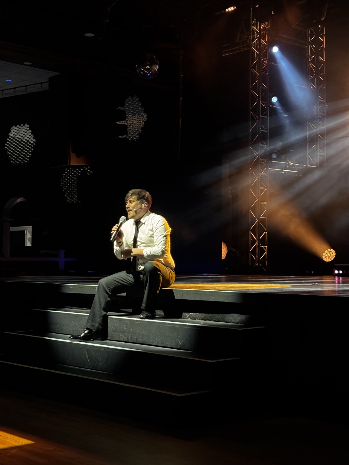 An Evening With... has launched at Potters Resorts Hopton-on-Sea